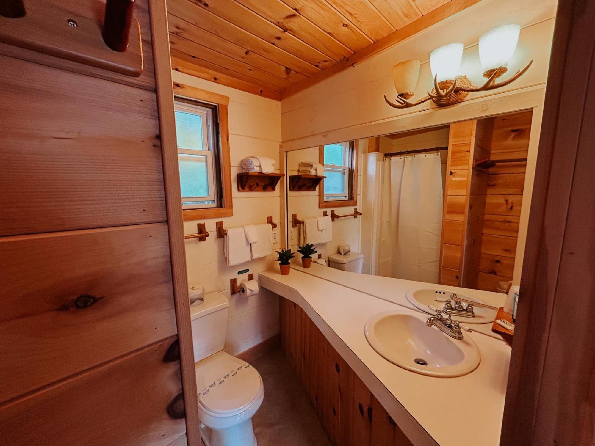 Waters Edge Lodge Lake George Exterior foto