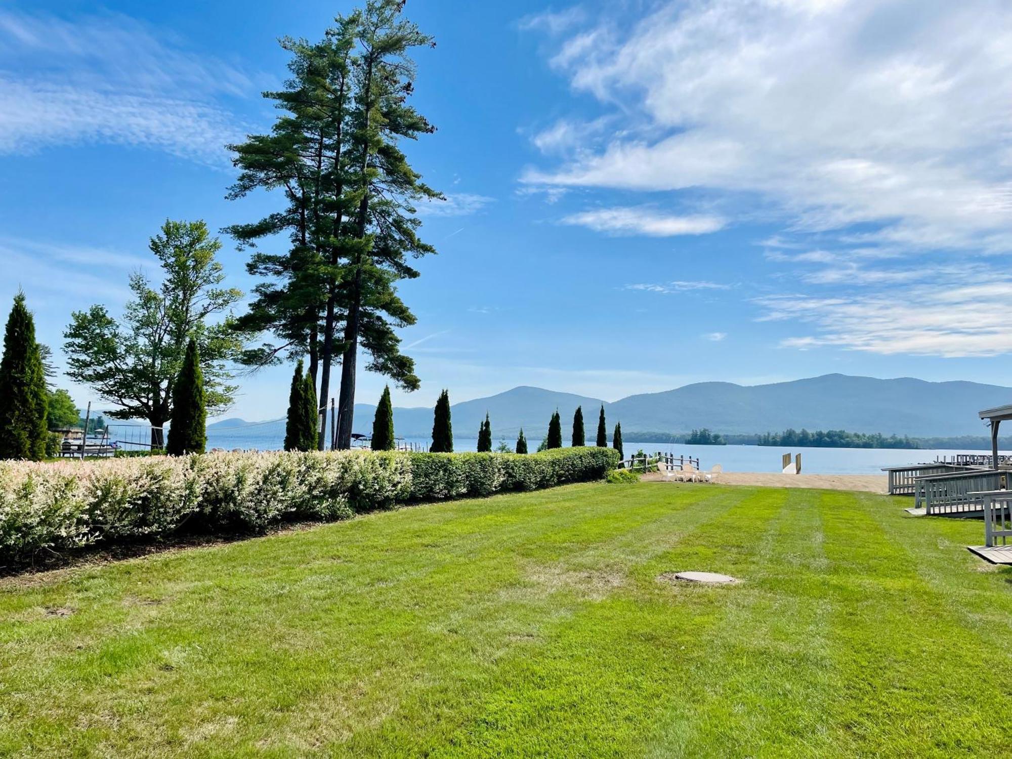Waters Edge Lodge Lake George Exterior foto