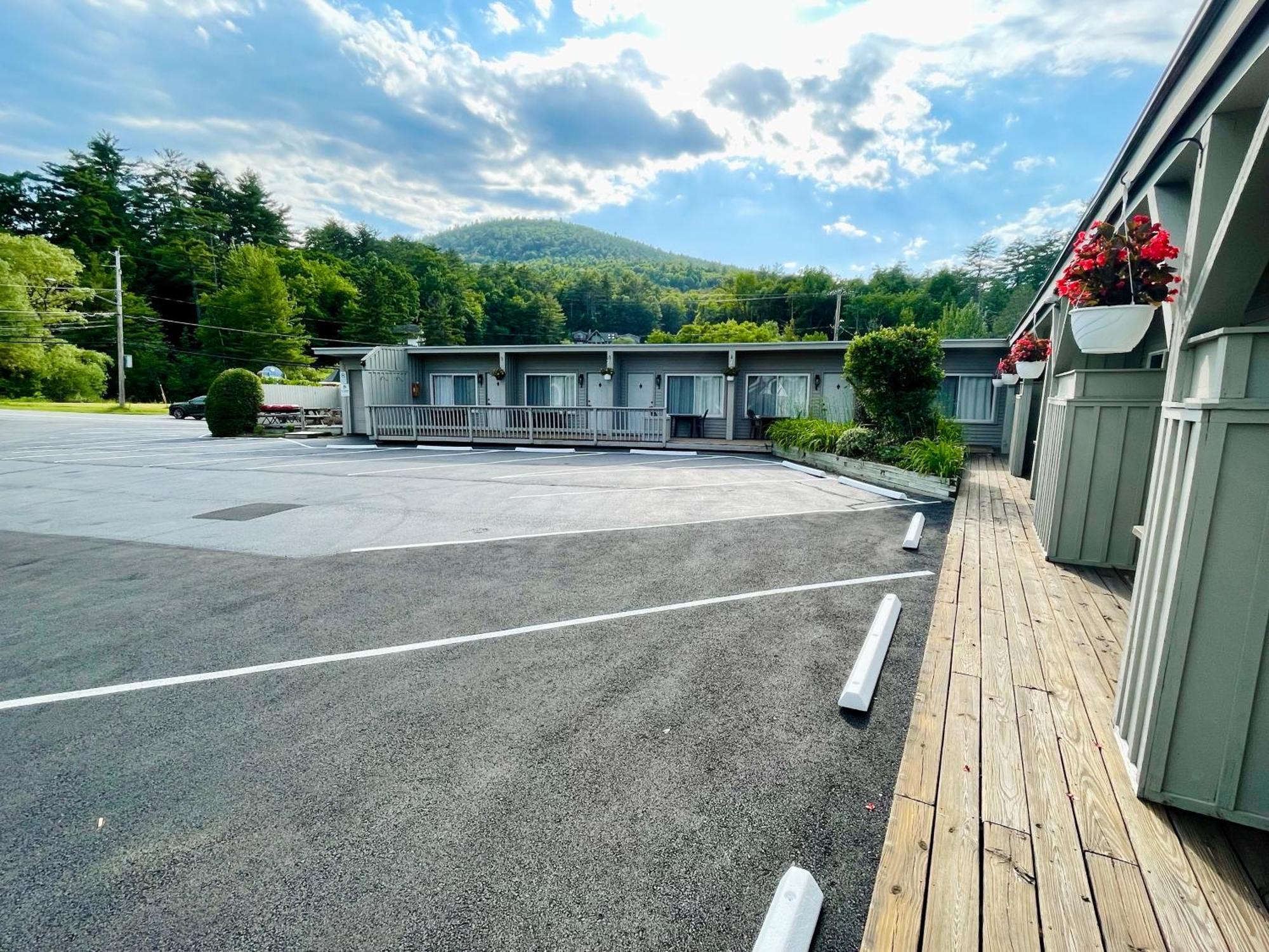 Waters Edge Lodge Lake George Exterior foto