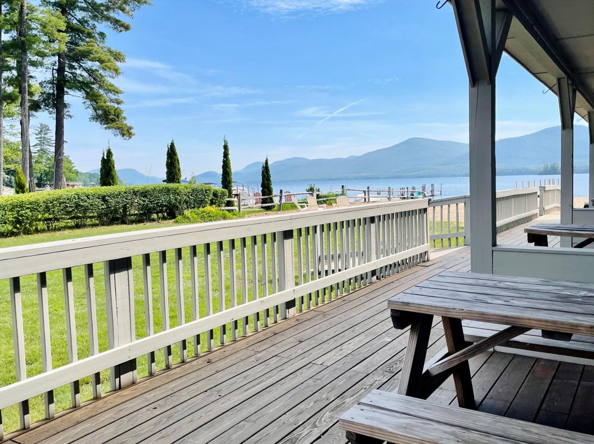 Waters Edge Lodge Lake George Exterior foto